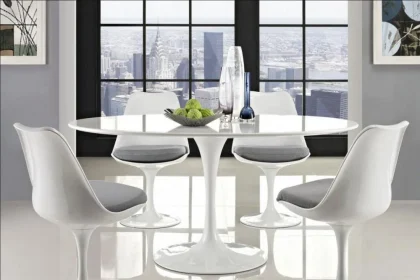 table tulipe Eero Saarinen