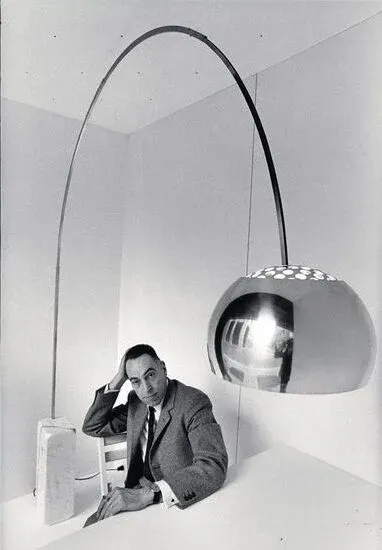 Lampadaire Arco de Pier Giacomo & Achille Castiglioni