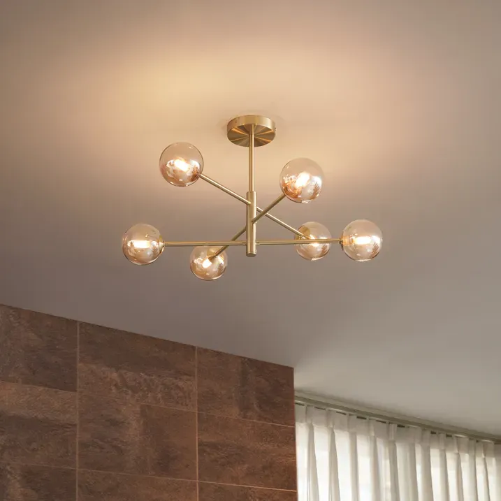 Plafonnier moderne laiton avec verre ambre 6 lumieres