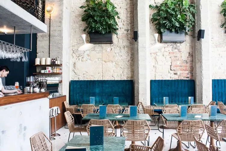 inspiration deco cafes parisiens